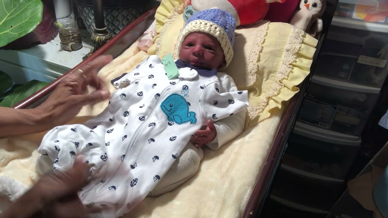 My Silicone Reborn Needs Hair | Let’s Change & Chat #reborncommunity #baby #reborn