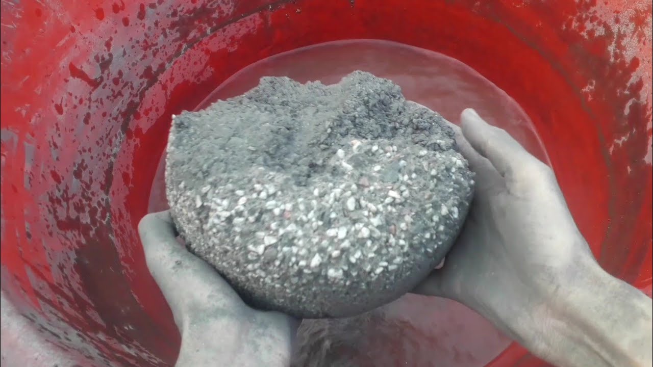 New video 📸 Charcoal grainy bowls crumbling in water+dry floor ASMR crumbling video 💦💤