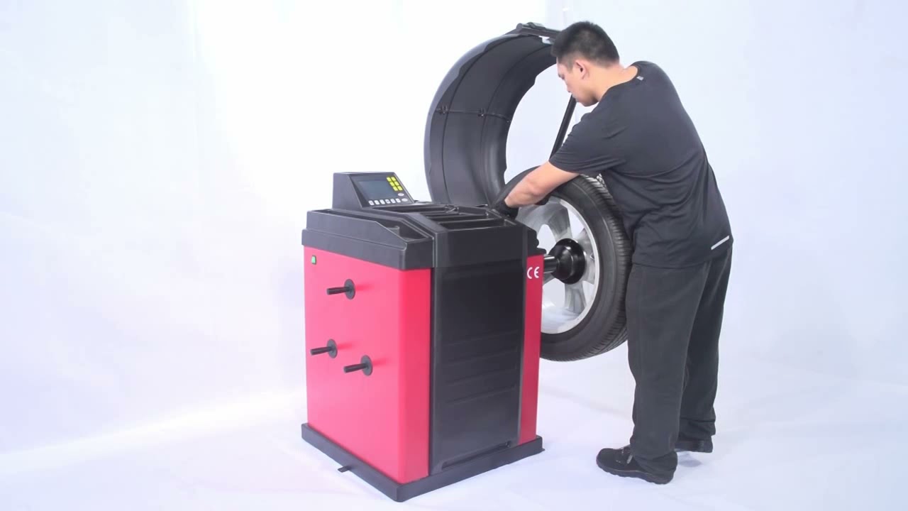 Unite Automotive Training: Unite U-574 Wheel Balancer Operation - How to use the tire balancer