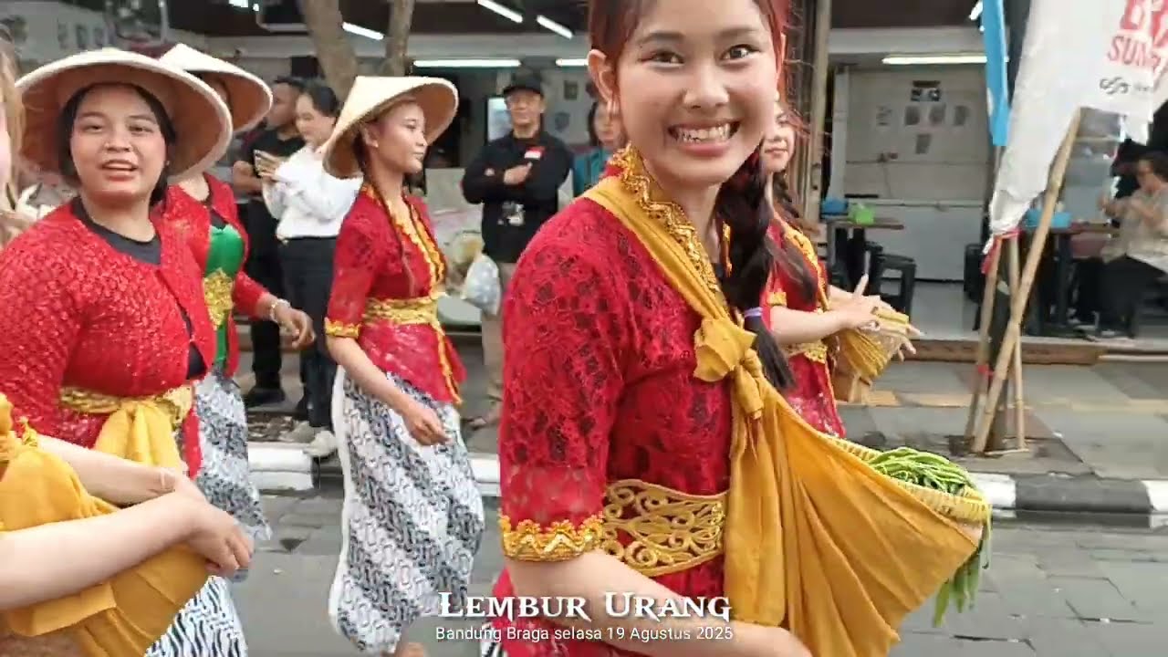 BIKIN HEBOH WARGA JABAR KDM Memang Beda Kondisi Terkini Braga Bandung Di Hari Jabar ke-80