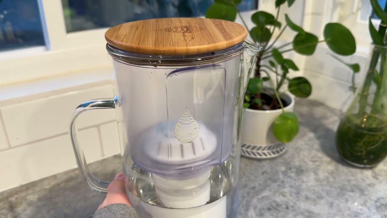 Обзор стеклянного щелочного кувшина Invigorated Water PH Restore / Сделайте вашу воду лучше для вас!