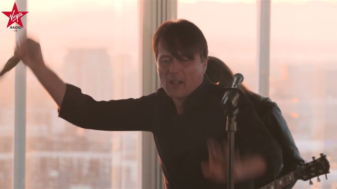 Suede - She Still Leads Me On (Live - Virgin Radio Sunset Sessions)
