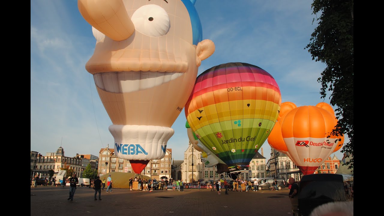 de zondag Ballonfestival in Sint Niklaas vredefeesten ( Luchtballonnen )