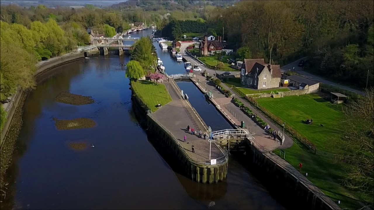 Medway Allington Lock