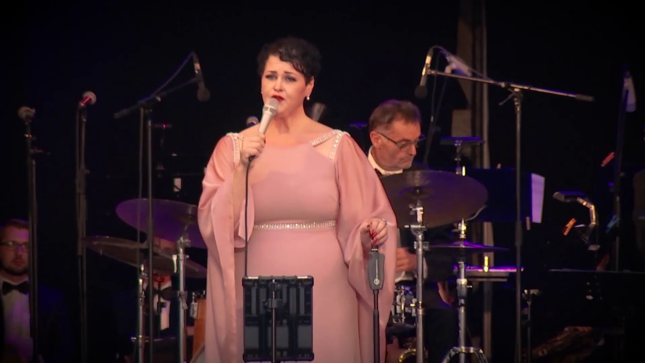 Steffi Denk & Flexible Friends Orchestra „A Tribute To Ella Fitzgerald“ - FX film
