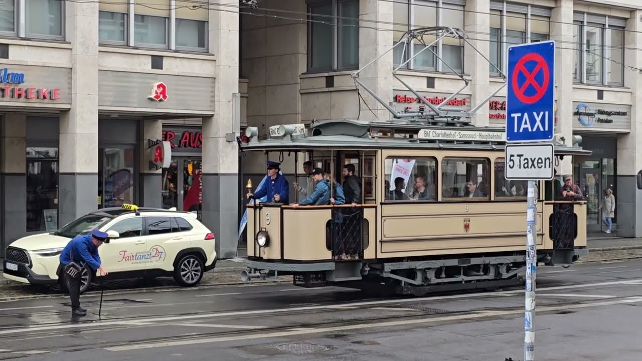 Historische Straßenbahn - Potsdam Lindner-Wagen