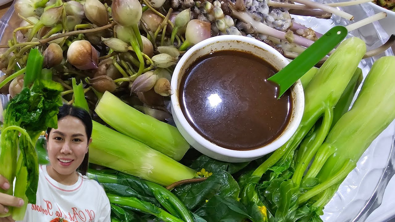 วันนี้กินข้าวกับน้ำพริกปลาร้า เพิ่มเติมคือซุปหอมแดงอร่อยมากค่ะ กินคู่กับผักต้มหวานๆแซ่บค่ะ