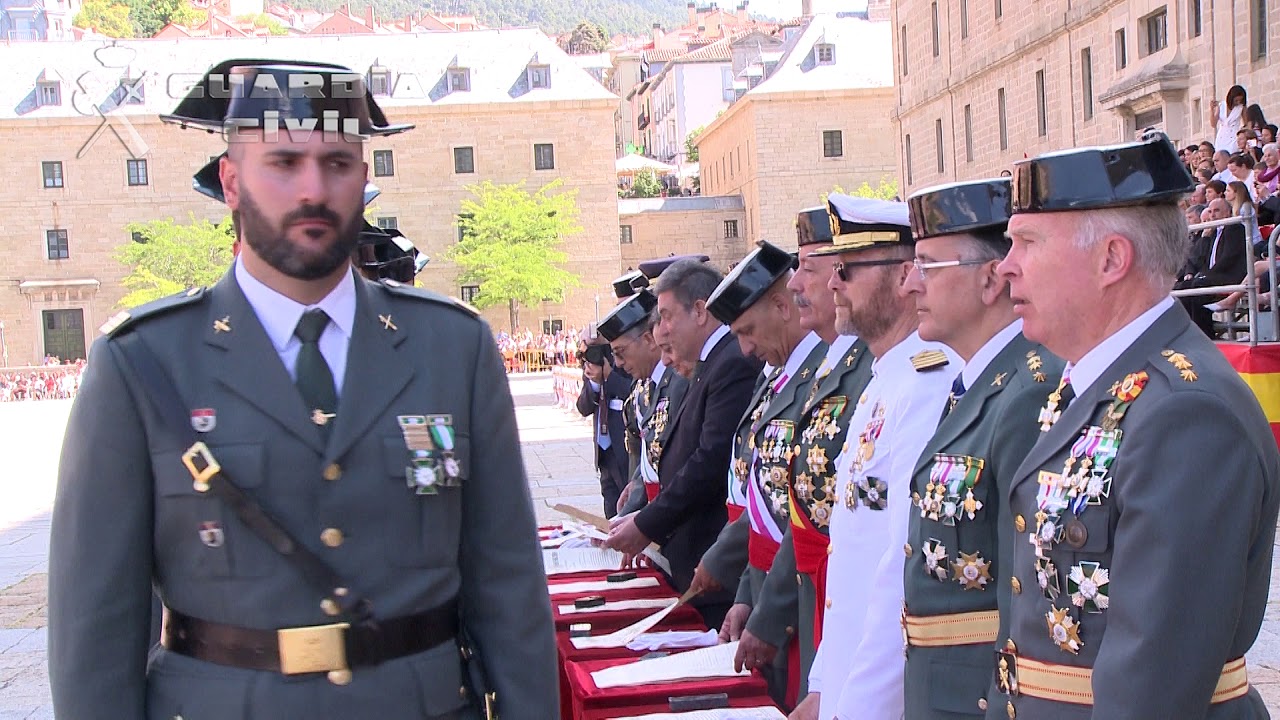Entrega de títulos a la 39ª Promoción de Suboficiales y Jura Civil en El Escorial