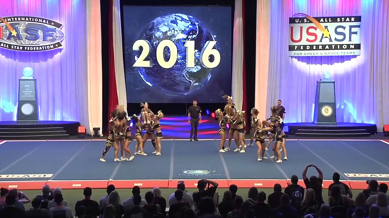 Champion Cheer - Heat [2016 Senior Small All Girl Finals]