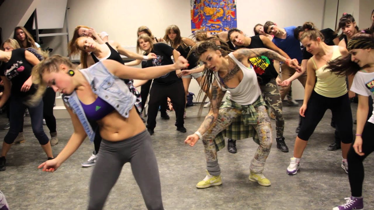 Класс от DanceHall Queen Елены Яткиной в Екатеринбурге