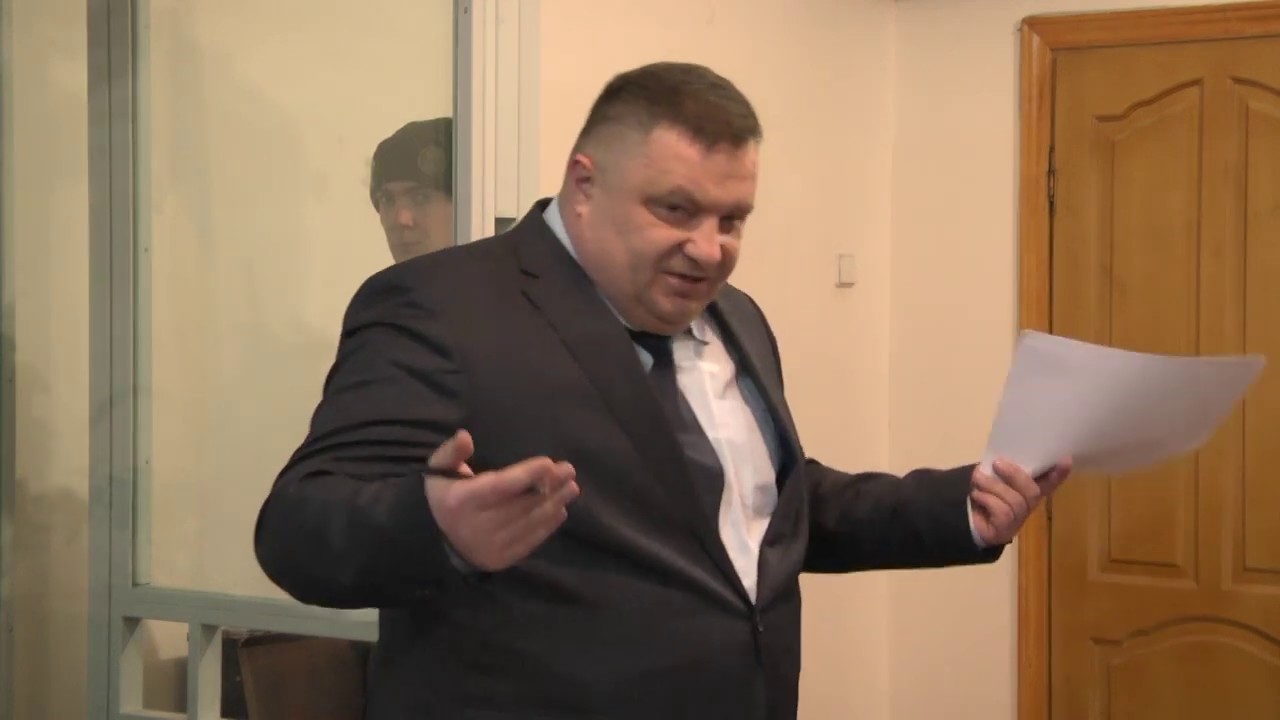 Хмельницький міськрайонний суд подовжив термін тримання під вартою Роману Миколаїву.