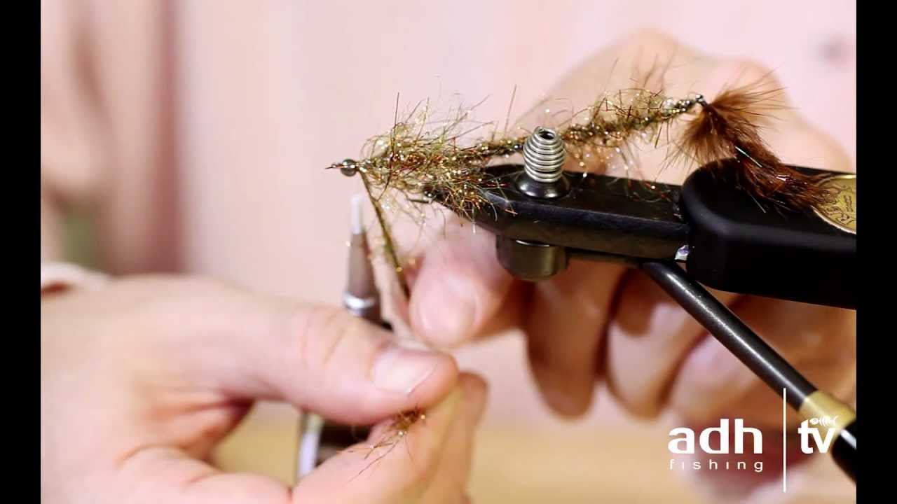 adh-fishing TV Bindevideo mit Andy Weiß einer Borsteormen Meerforellenfliege