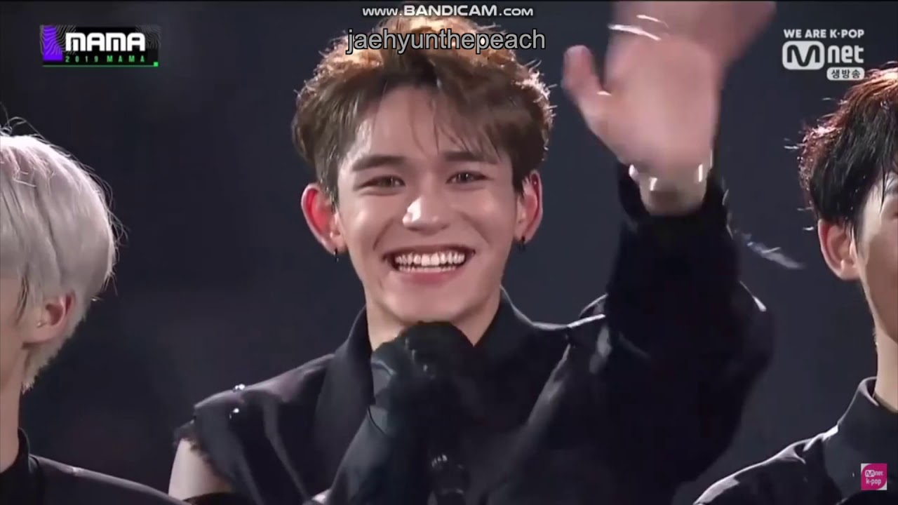 when wayv attends mama awards show