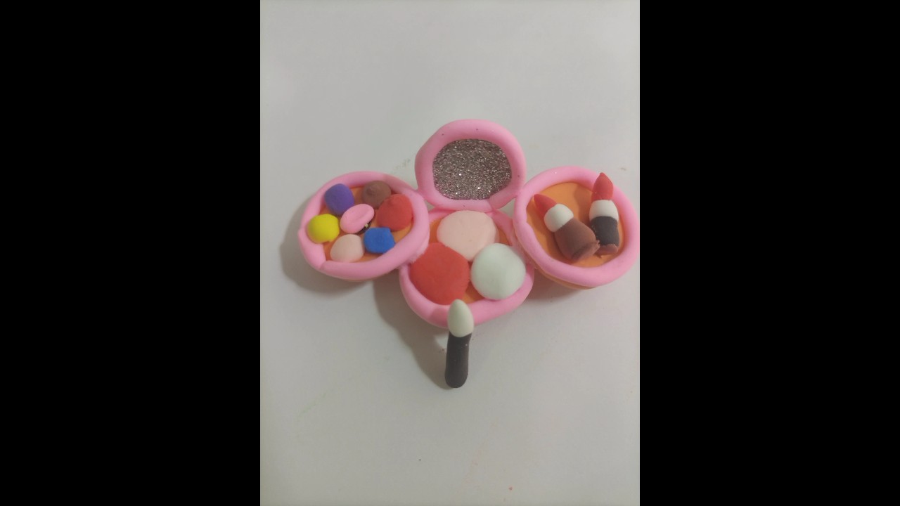 Clay makeup pallet 