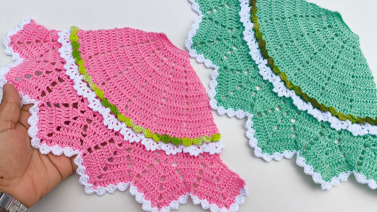 SAIA DE CROCHÊ PARA BONECA PINTADA NO PANO DE PRATO - (modelo Marleide)