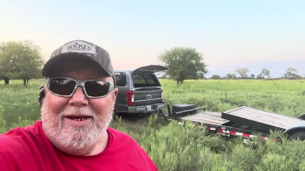 WAO  25 KANSAS  GETTING THE LEASE READY DOIN THE WORK