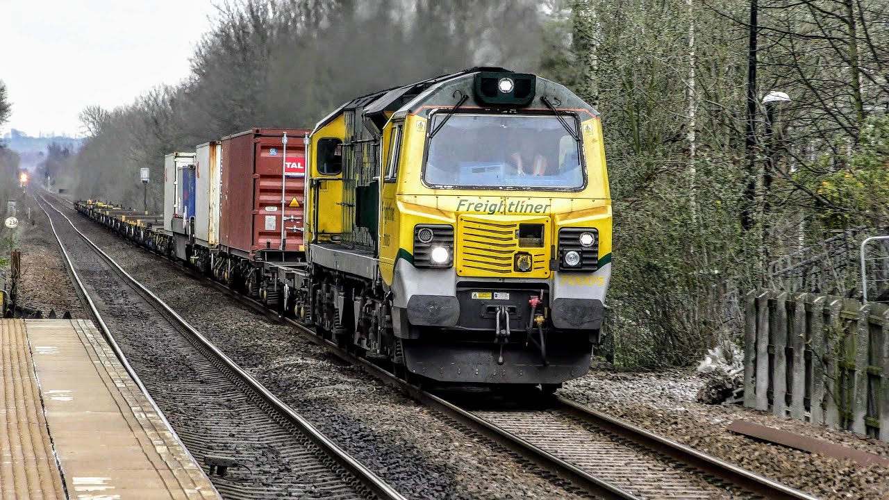 Trains at Woodlesford Station | 27/03/2019