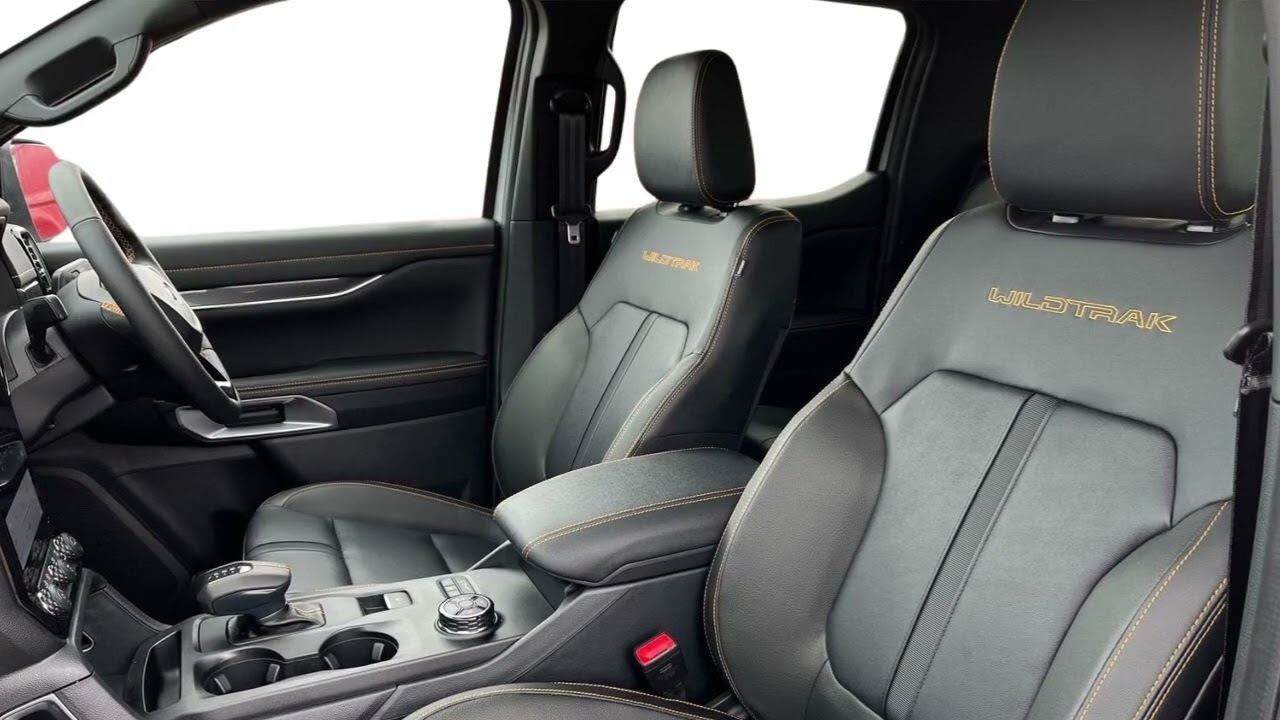 Ford Ranger Wildtrak in Iconic Silver