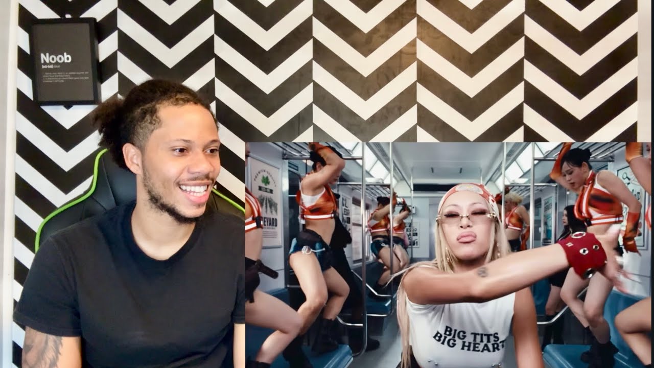 JamarioReacts To Jessi - Girls Like Me MV *ОЧЕНЬ ТРЕБУЕТСЯ*!