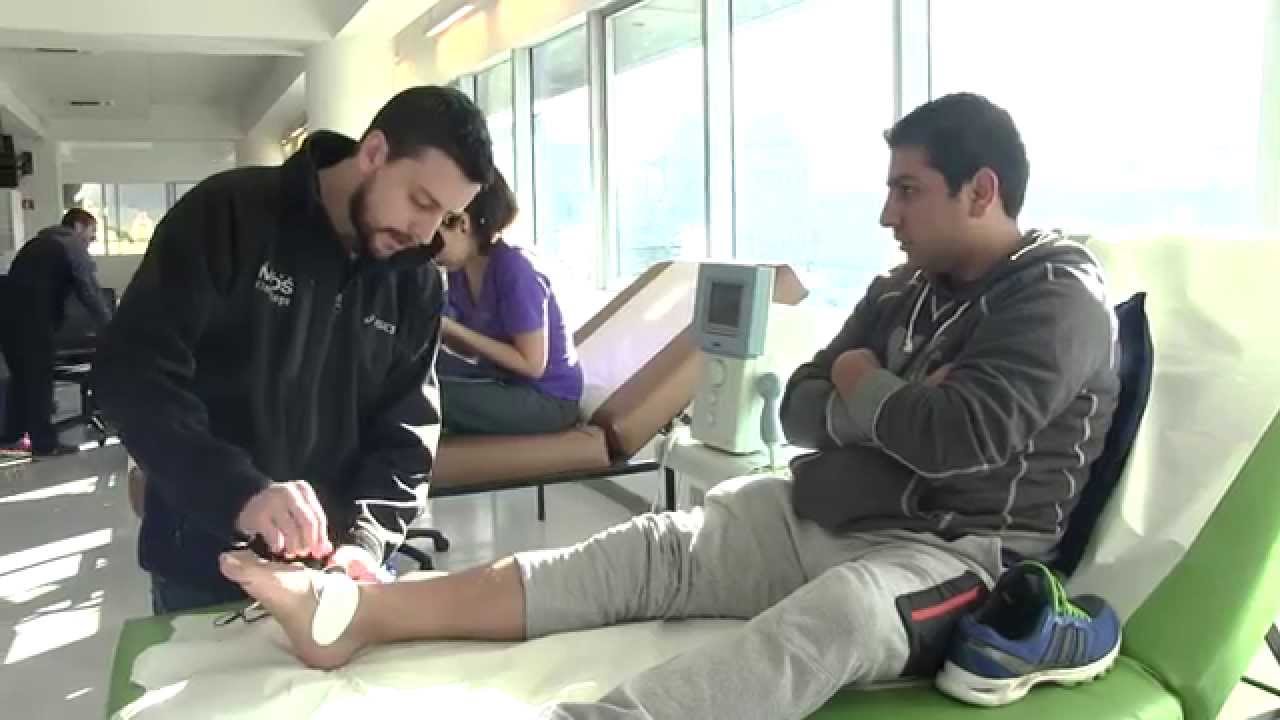 Equipo Médico de Tobillo y Pie, Pinzamiento Anterior de  Tobillo