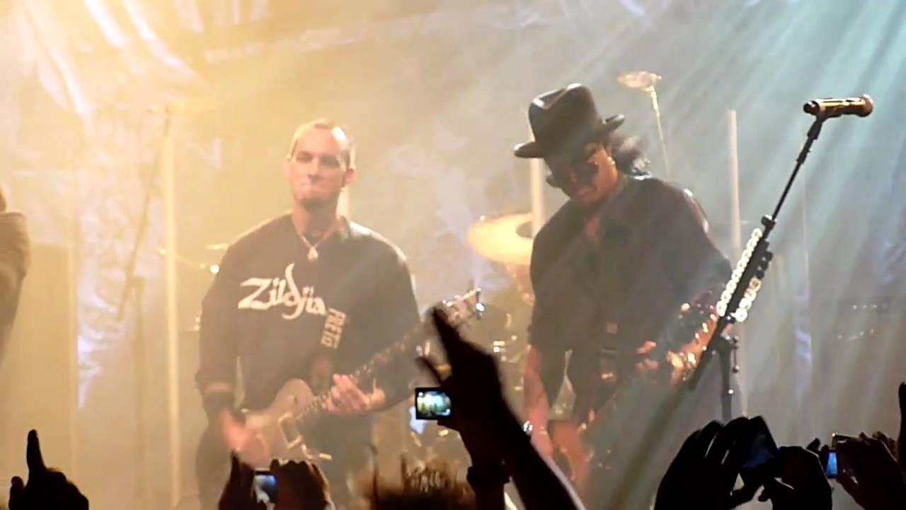 Alter Bridge & Slash - Rise Today, Live @ Arenan 2010