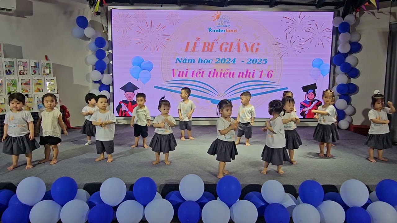 Tiết Mục bé vui ngày tổng kết Khối Kinder