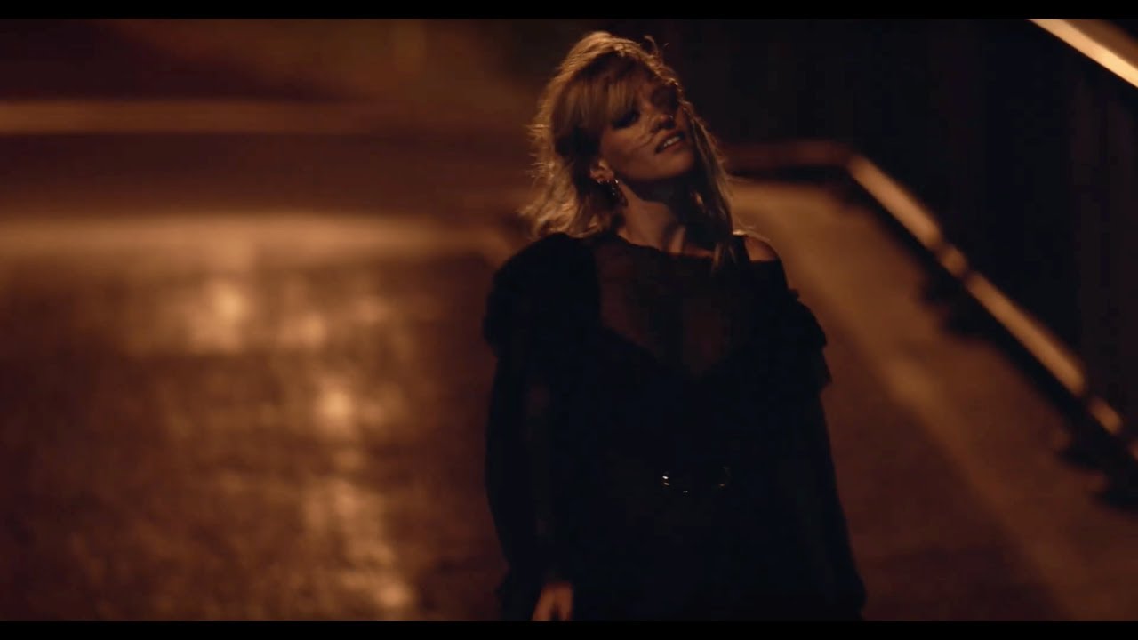 annie hamilton - my new tattooed chameleon (official video)