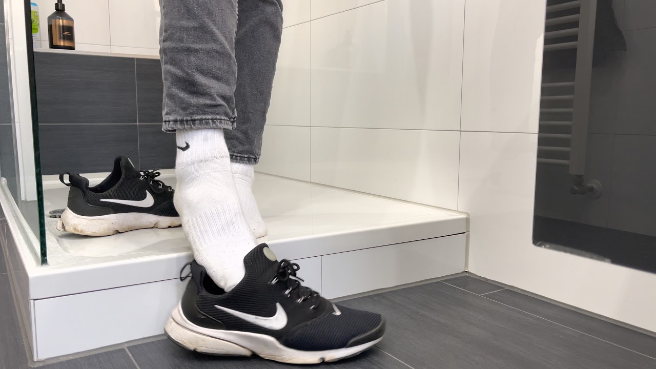 Used smelly Nike Presto Fly