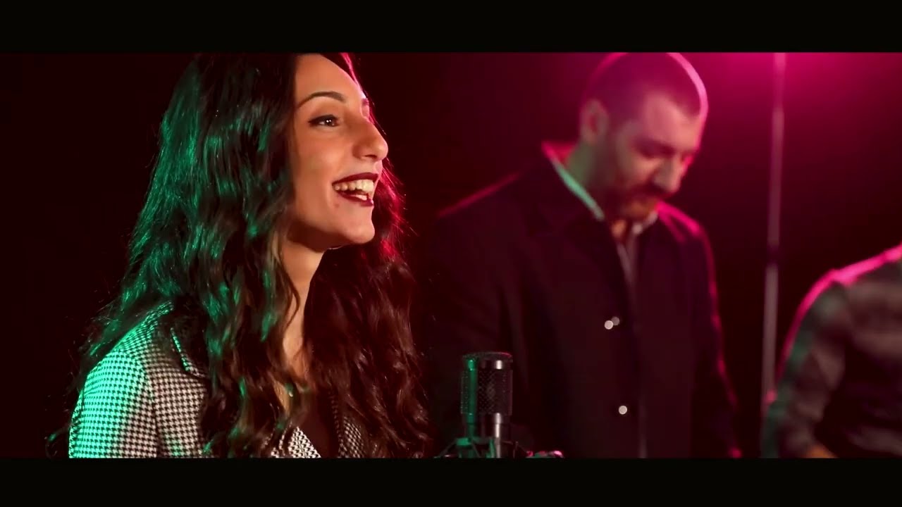 كلام عينية فى الغرام - شيرين عبد الوهاب cover song - Monica Maged