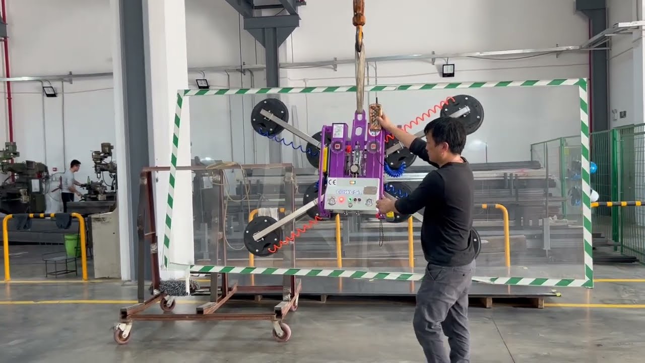 Haevy Glass vacuum lifter Glassboy D8 | cowest glass installation robot