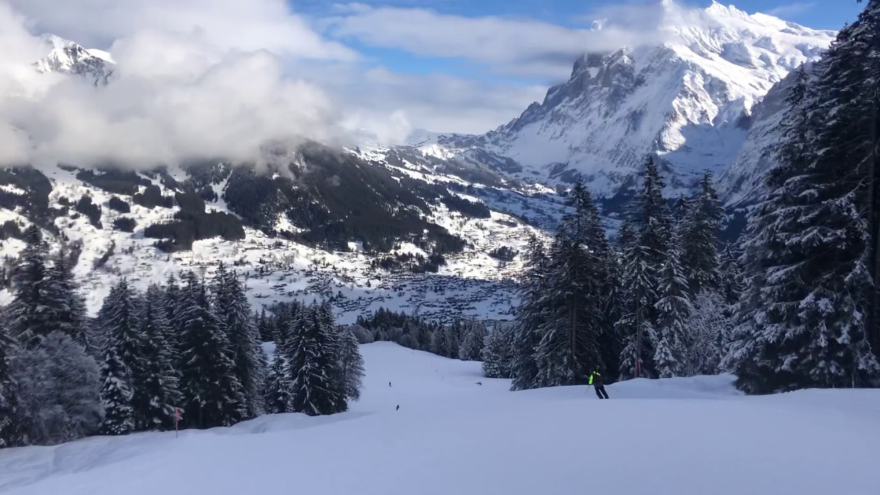 Skiing Tschuggen Piste DHO McMillan run
