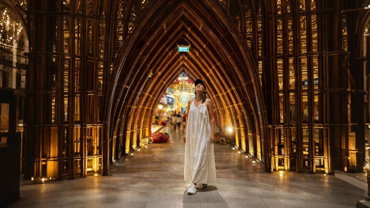 Paseo Nocturno de Navidad en Grand World Phu Quoc 🎄✨ | Arquitectura de Bambú y Luces | 4K HDR
