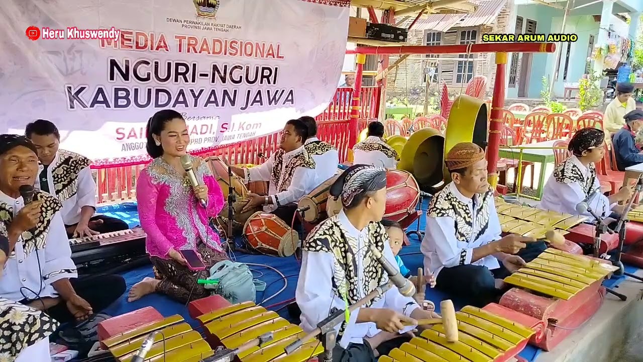 LADRANG LUNGLUNG GADUNG • GUDRIL• ELING-ELING BANYUMASAN EBEG WAHYU LANGEN BUDOYO