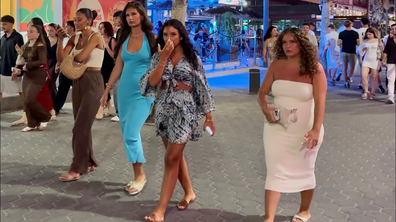 Spain. Benidorm - Nightlife Like NEVER Before! Bars PACKED, Streets OVERFLOWING 2025