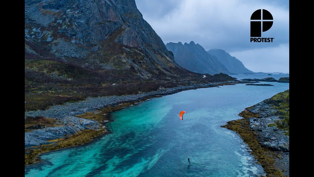PROTEST GREENUP - Northern light with Roderick Pijls