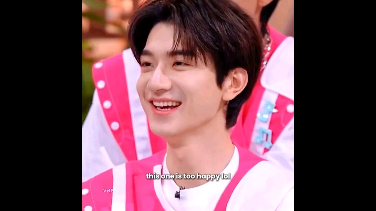 is he really that happy after seeing haocun's face? lol🤣💕 #linyi #derailment #cdrama #liuhaocun