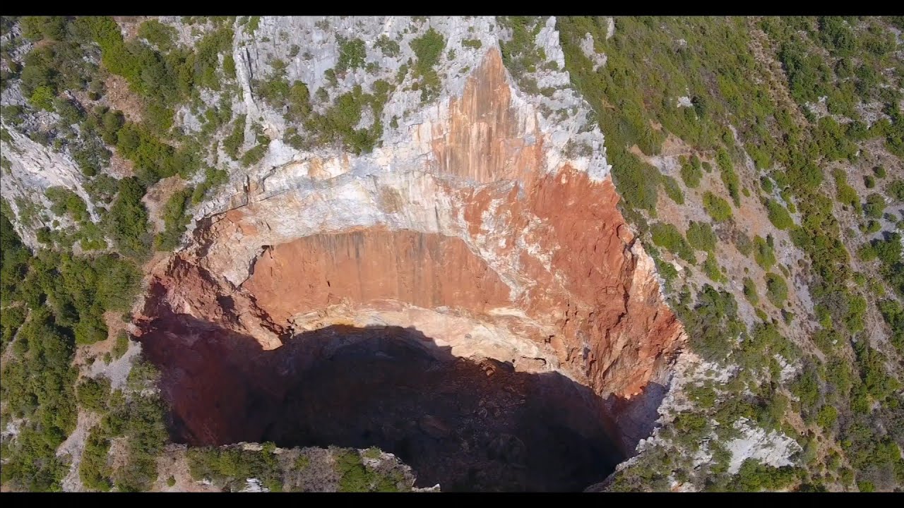Acquaresi, Masua. Sardinia (Italy). Mining Disaster. When a mine collapse. Crollo di una miniera.