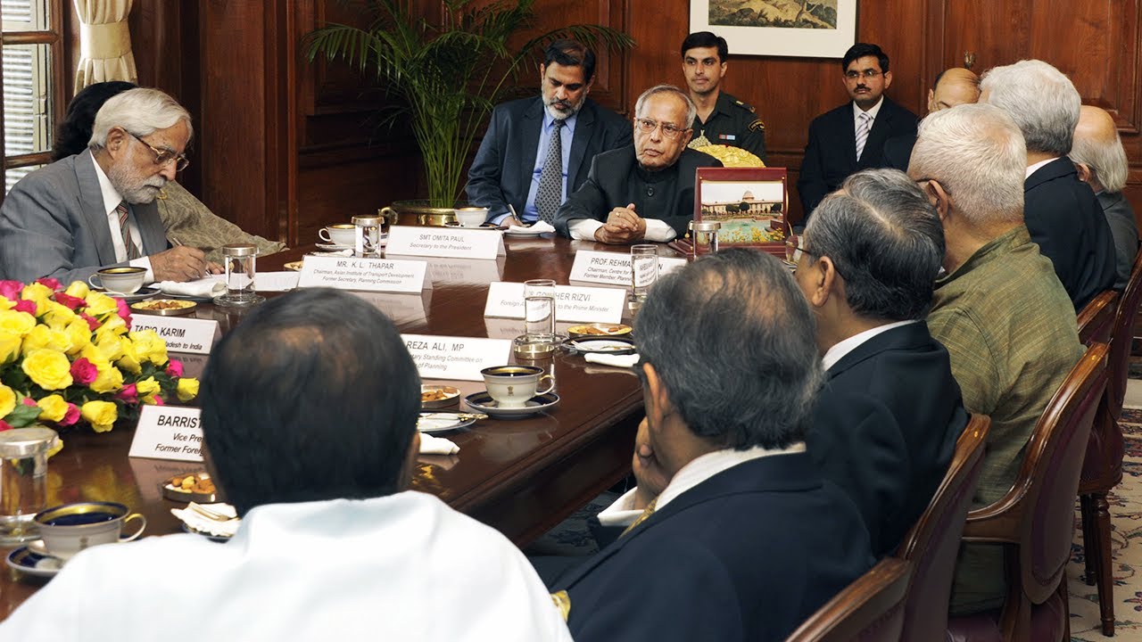 Delegation from Bangladesh meets with the President Mukherjee at Rashtrapati Bhavan