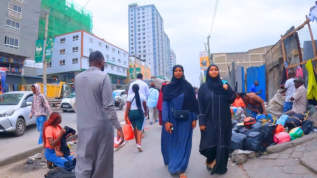 Evening walk in the streets of Eastleigh(Islii) Nairobi in  Kenya. 4k street walk