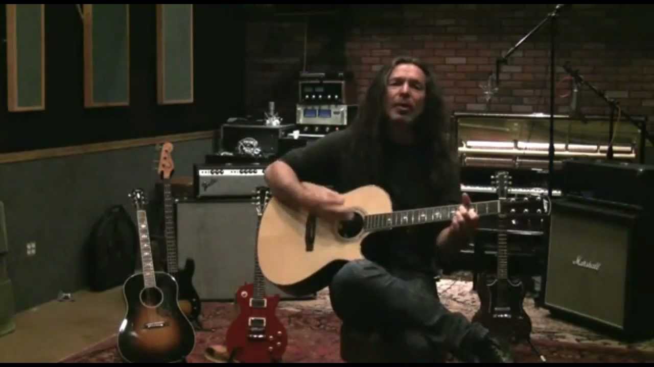 Coordination - How To Sing And Play Guitar At The Same Time - Ken Tamplin Vocal Academy