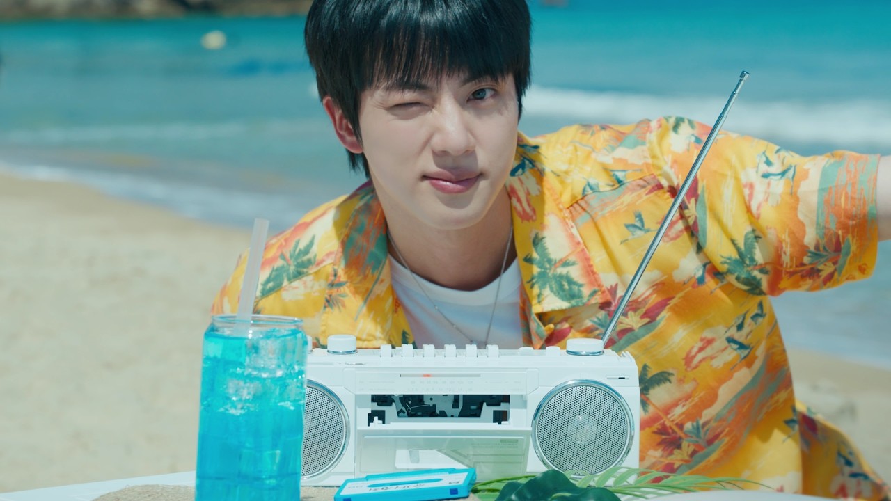Specjalny teledysk 진 (Jin) &bdquo;슈퍼 참치 (Super Tuna)&rdquo;
