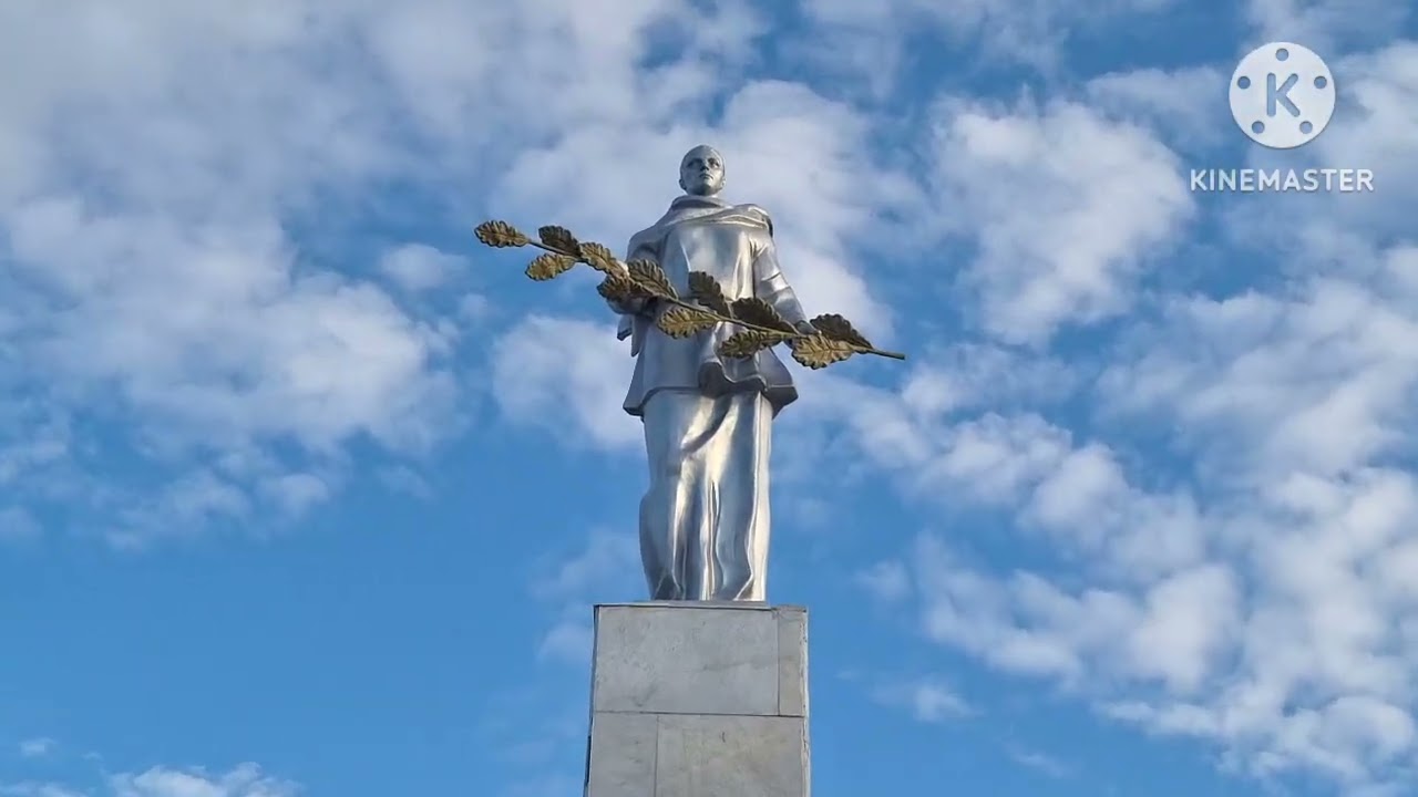 Небольшая прогулка по парковой зоне и рыночной площади п.Беково.
