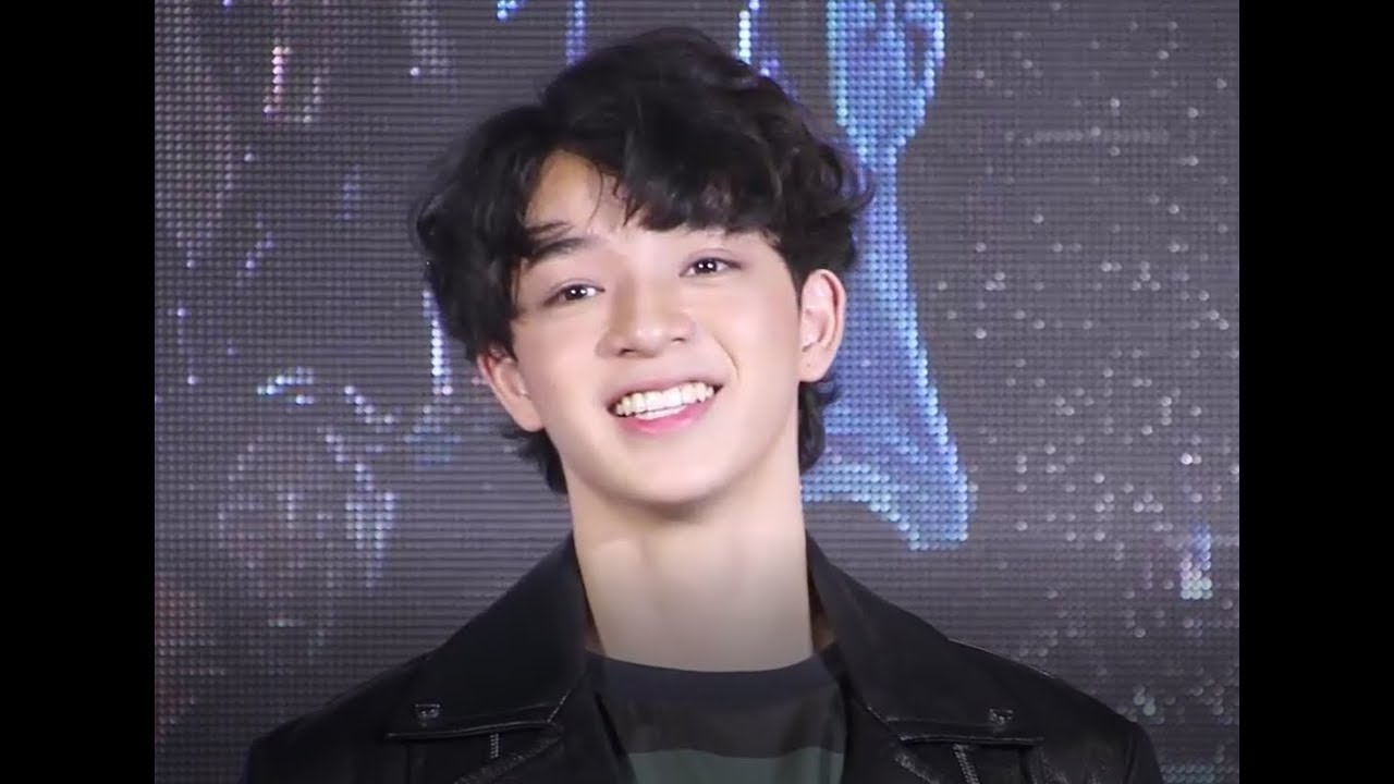 [ HD Fancam Ver. ]  Bas  ตอบสัมภาษณ์ ชัดเจนในการชงตัวเอง เก่งแล้วลูก  งานเปิดตัว Cho Secret