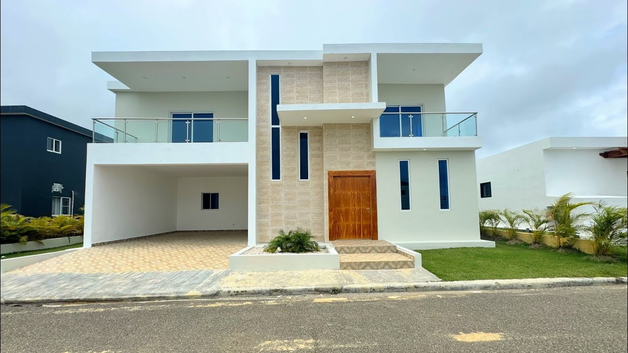 UNA CASA MUY GRANDE EN PUERTO PLATA CON MÁS DE 500 MTS Y PISCINA 🏊‍♀️