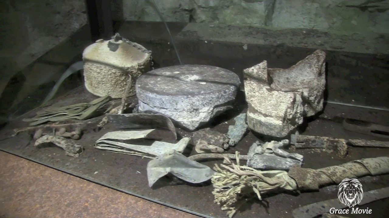 Trentino- Sui sentieri della Grande Guerra- Lavarone-Forte Belvedere (Canon HD )
