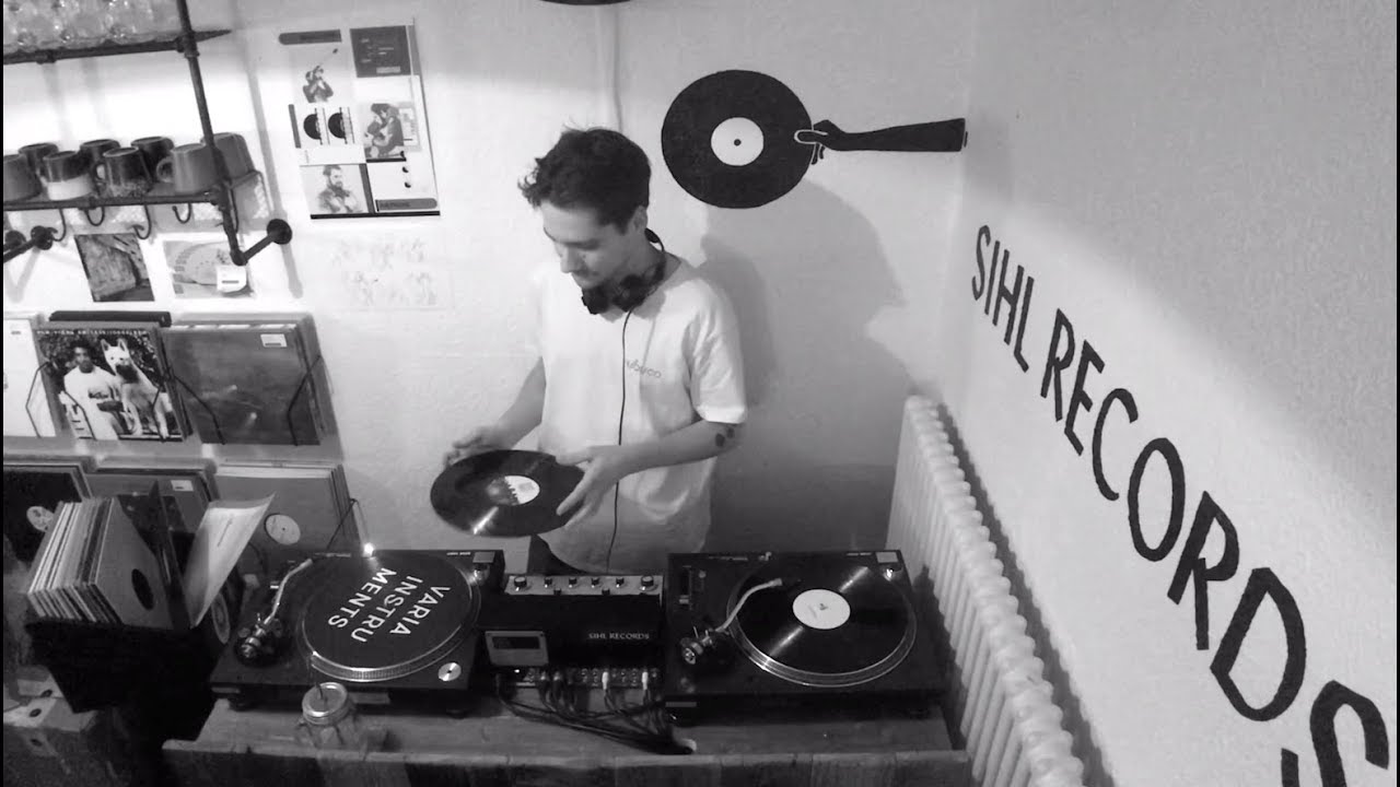 Sihl Records In-Store Session w./ Nick Beringer