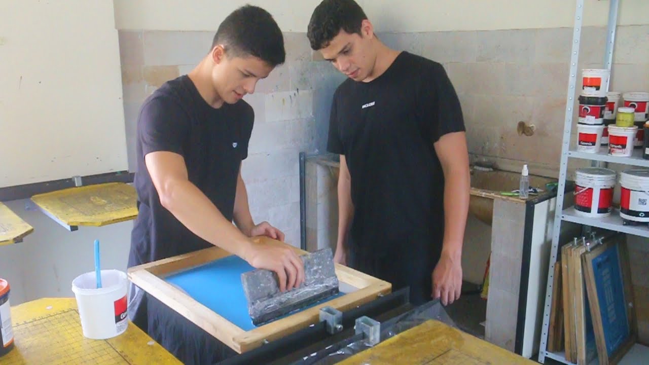 COMO CRIAR NA PRÁTICA UMA ESTAMPA DE CAMISETA