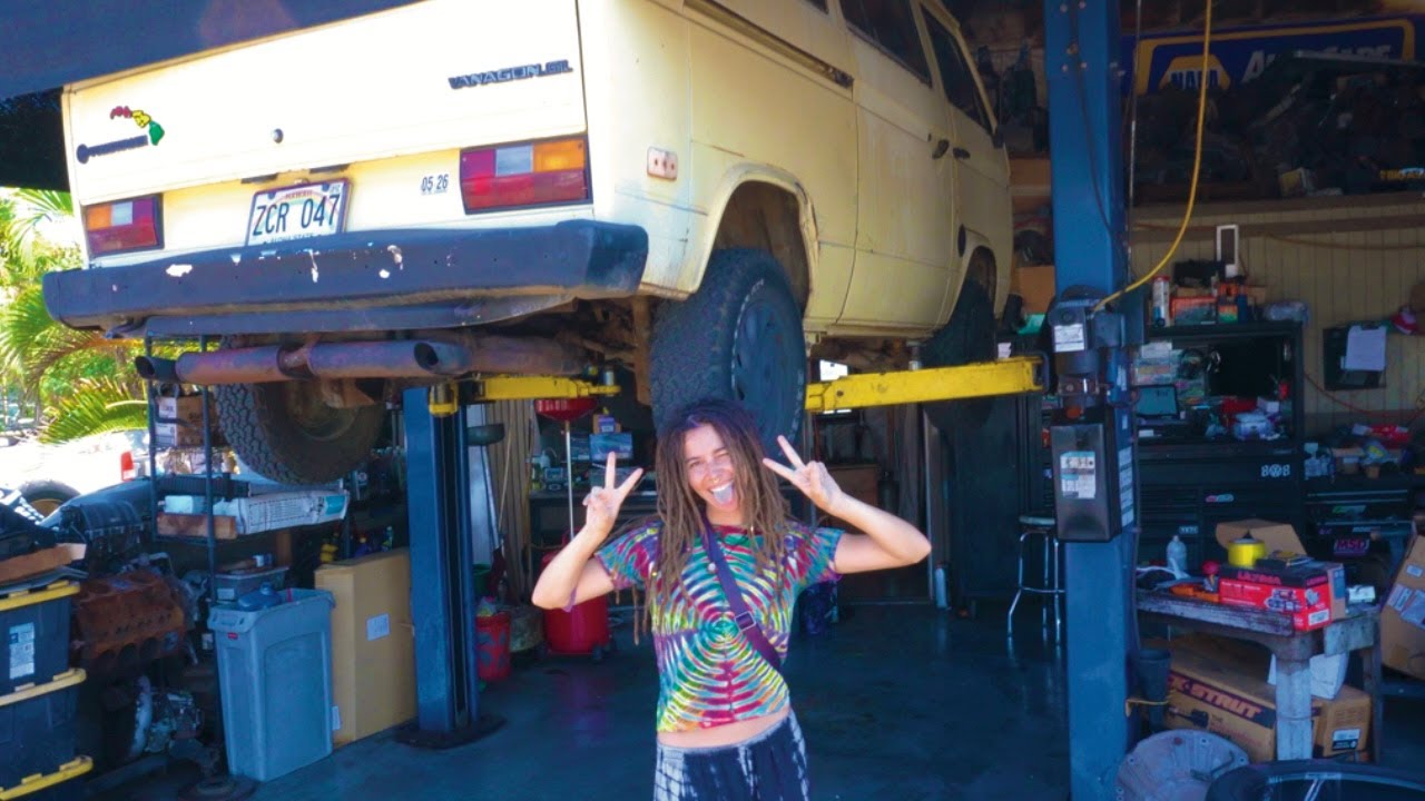 This One’s for the Professionals | Solo Female Van Lifer Goes to a Mechanic
