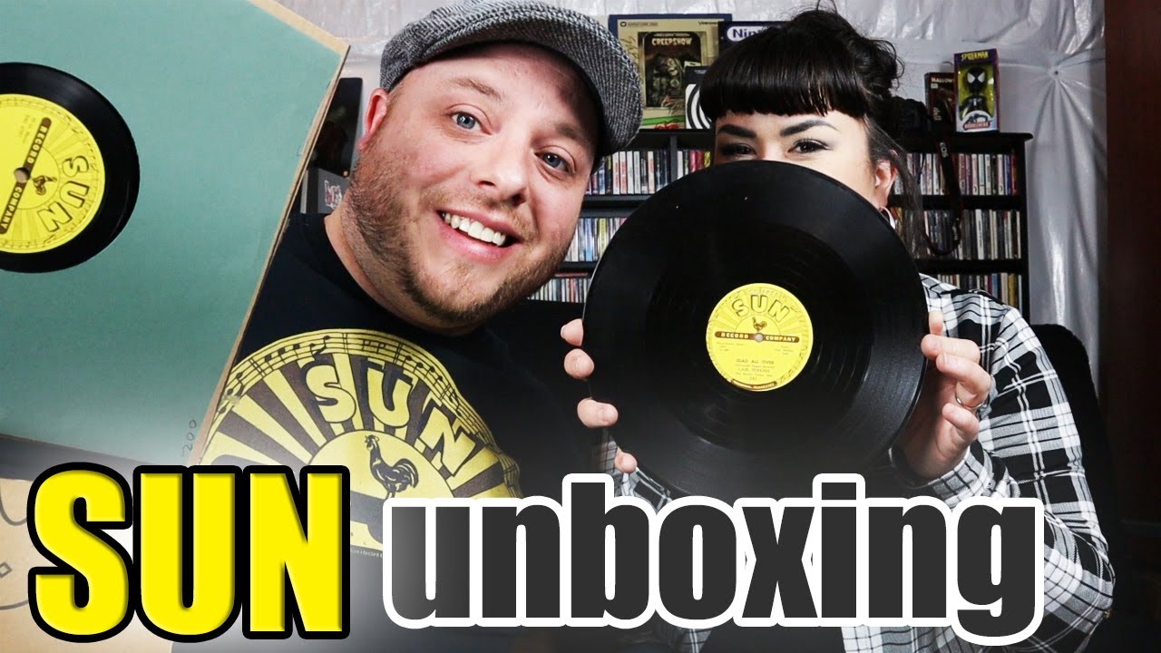 We bought a Collection of SUN Records 78s Shellac Vintage Vinyl Haul Johnny Cash Carl Perkins
