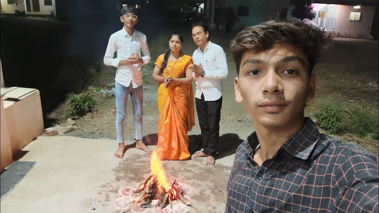 Holika Dahan Pooja With Family ❤️ | Traditional Holi Celebration  |vlog  95